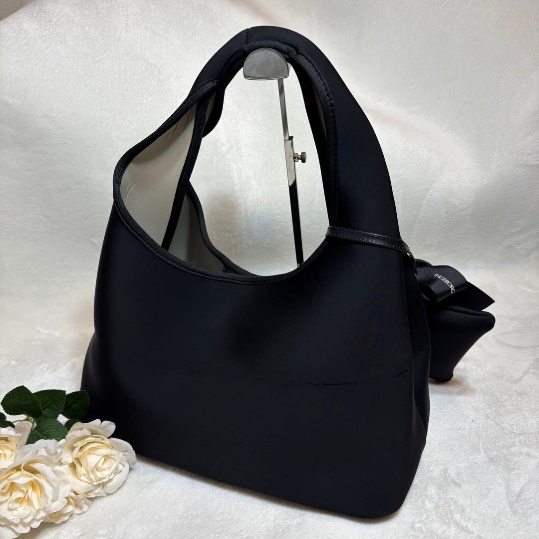 【じゅりママ】インゲボルグ雨を楽しむトートバッグ新品未使用ポーチ、タグ付き