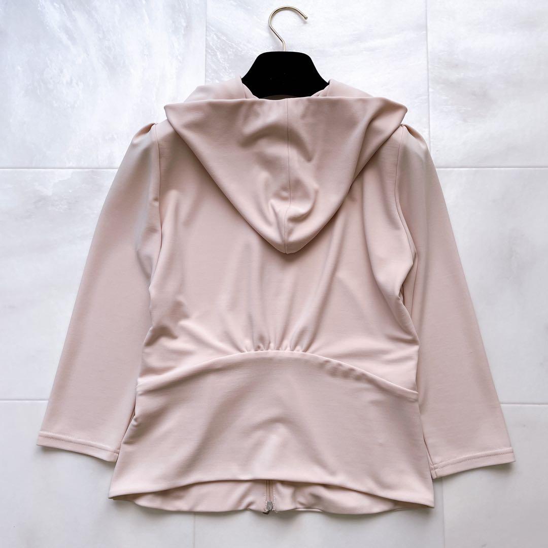 美品✨フォクシー するするパーカ マットストレッチジャージー ロゴプレート 40