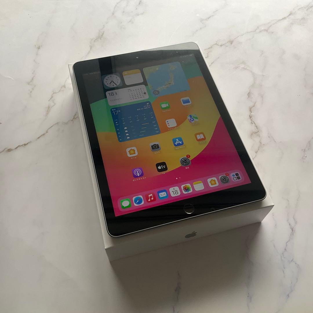 【極美品】Apple iPad 第6世代 Wi-Fi 32GB