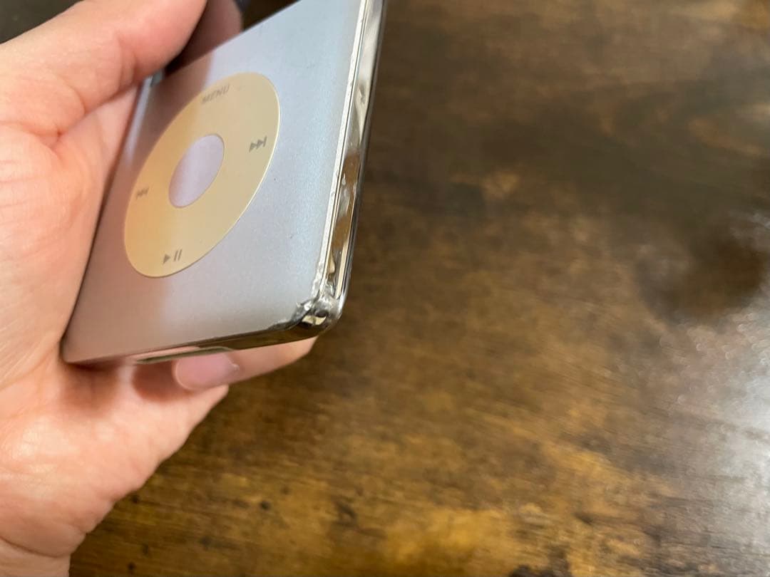 【動作確認済】iPod classic 160GB シルバー ※外装キズ・割れ有