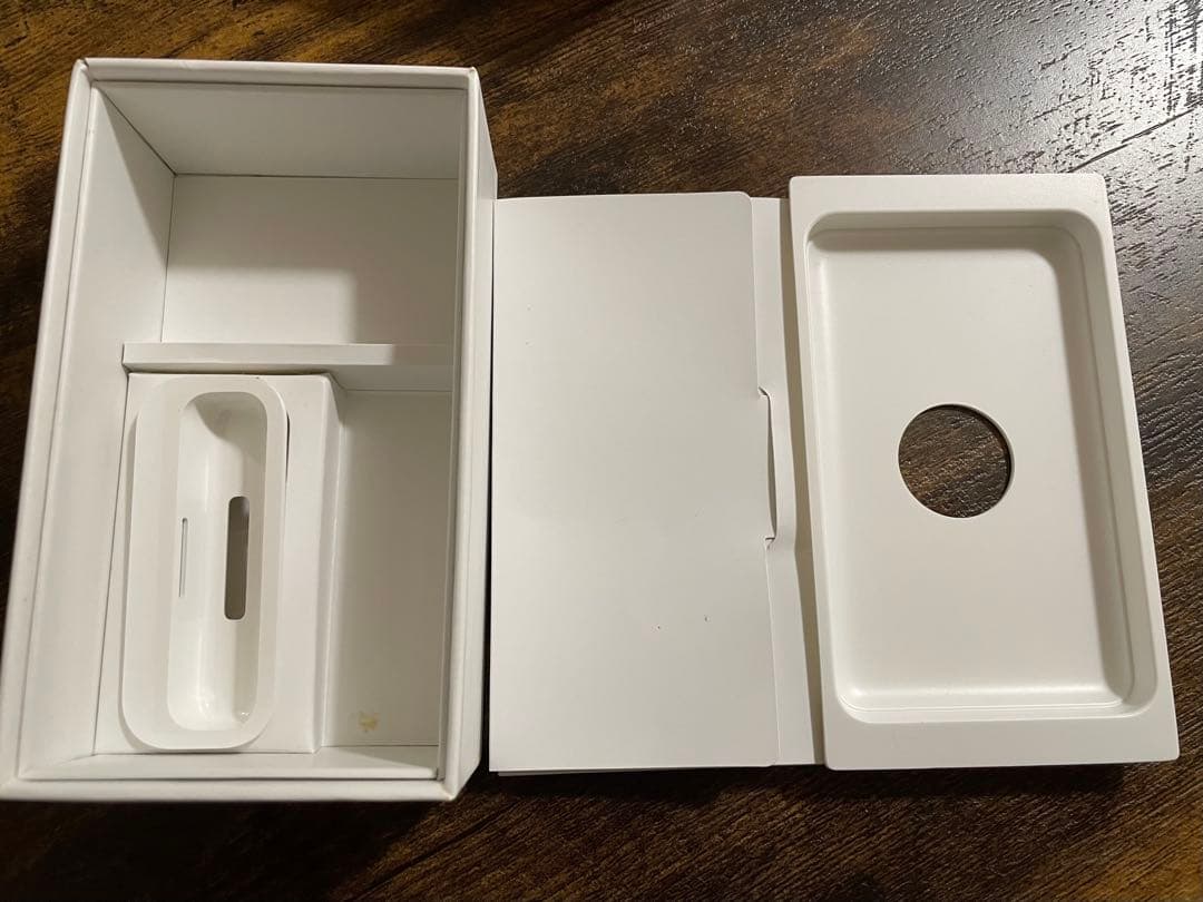 【動作確認済】iPod classic 160GB シルバー ※外装キズ・割れ有