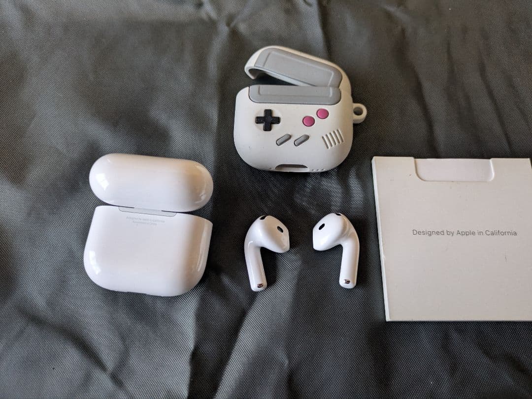 air pods 4 エアーポッズ　おまけ付き　 ノイズキャンセリング