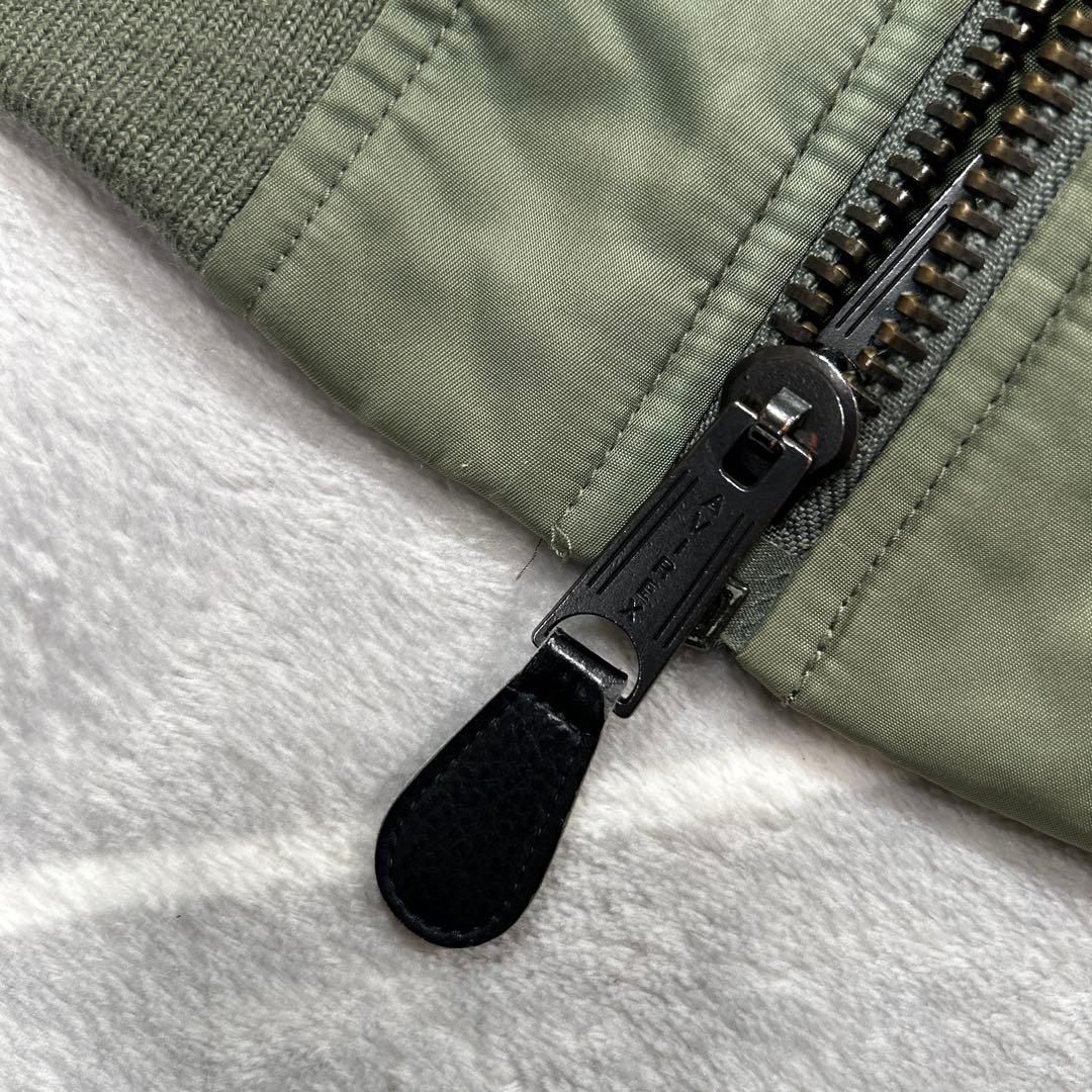 【☆希少品XL☆】破格AVIREX フライトジャケット XL カーキ バックロゴ