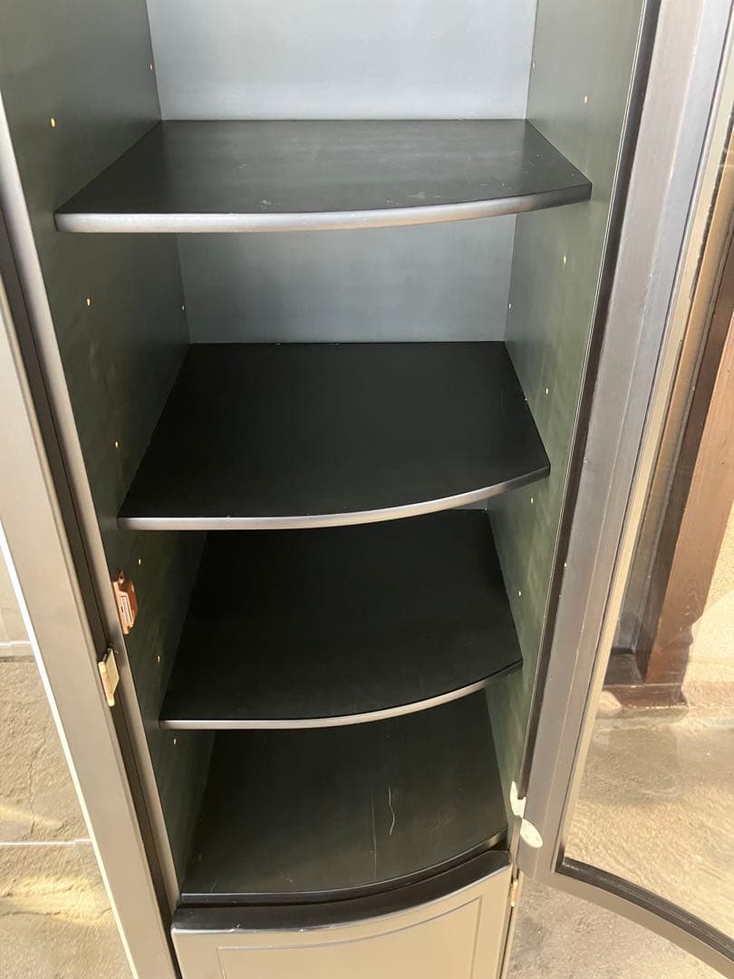 【★Boss★】大容量 ガラス扉付き食器棚 ブラック