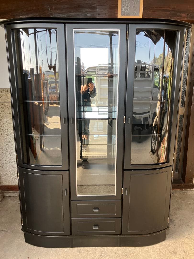 【★Boss★】大容量 ガラス扉付き食器棚 ブラック