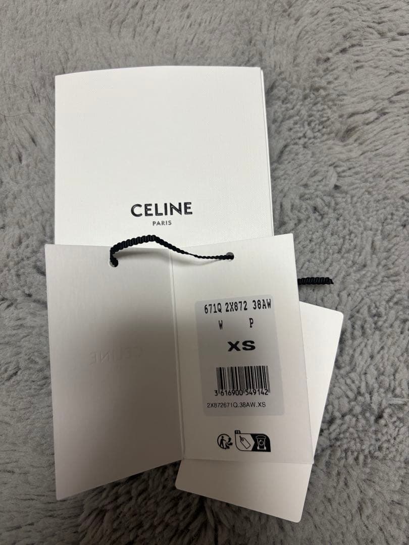 CELINE tシャツ