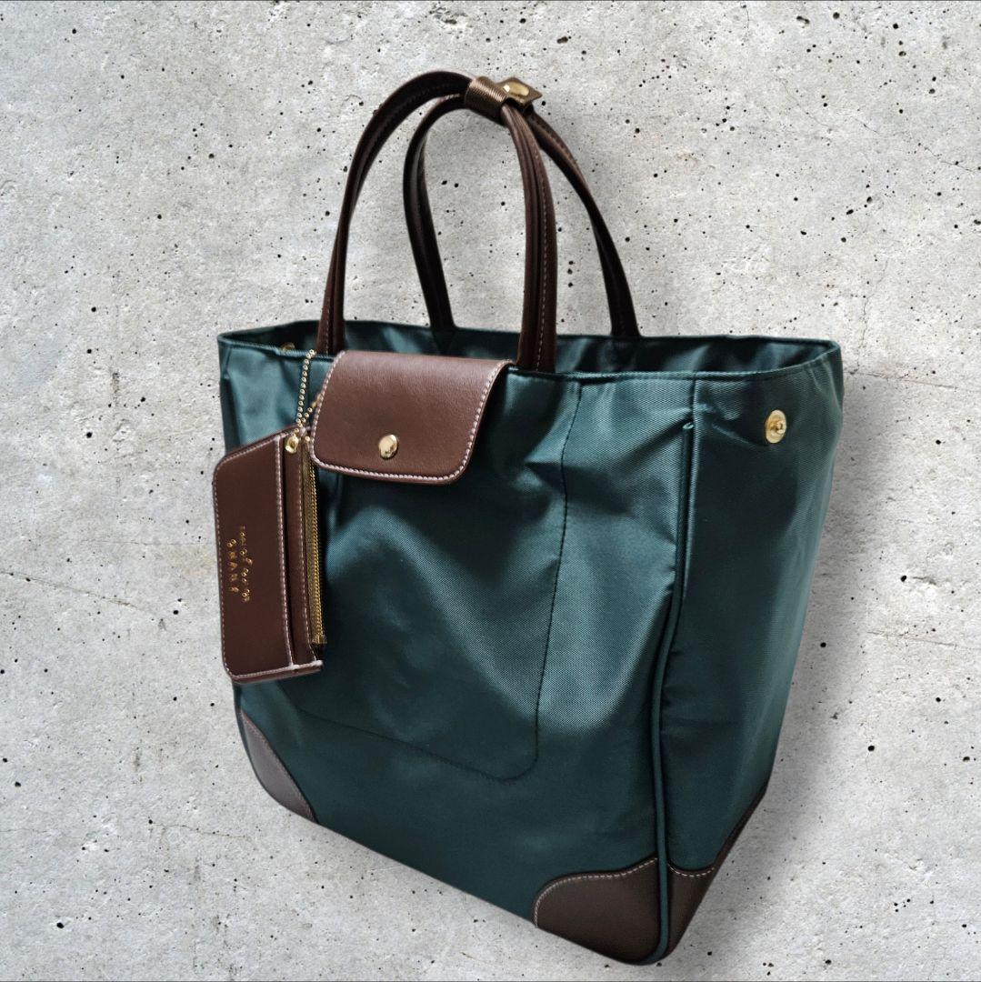 な*ま様 SWANY（スワニー）トランジットラウンジ 容量：21L ／重量：約2