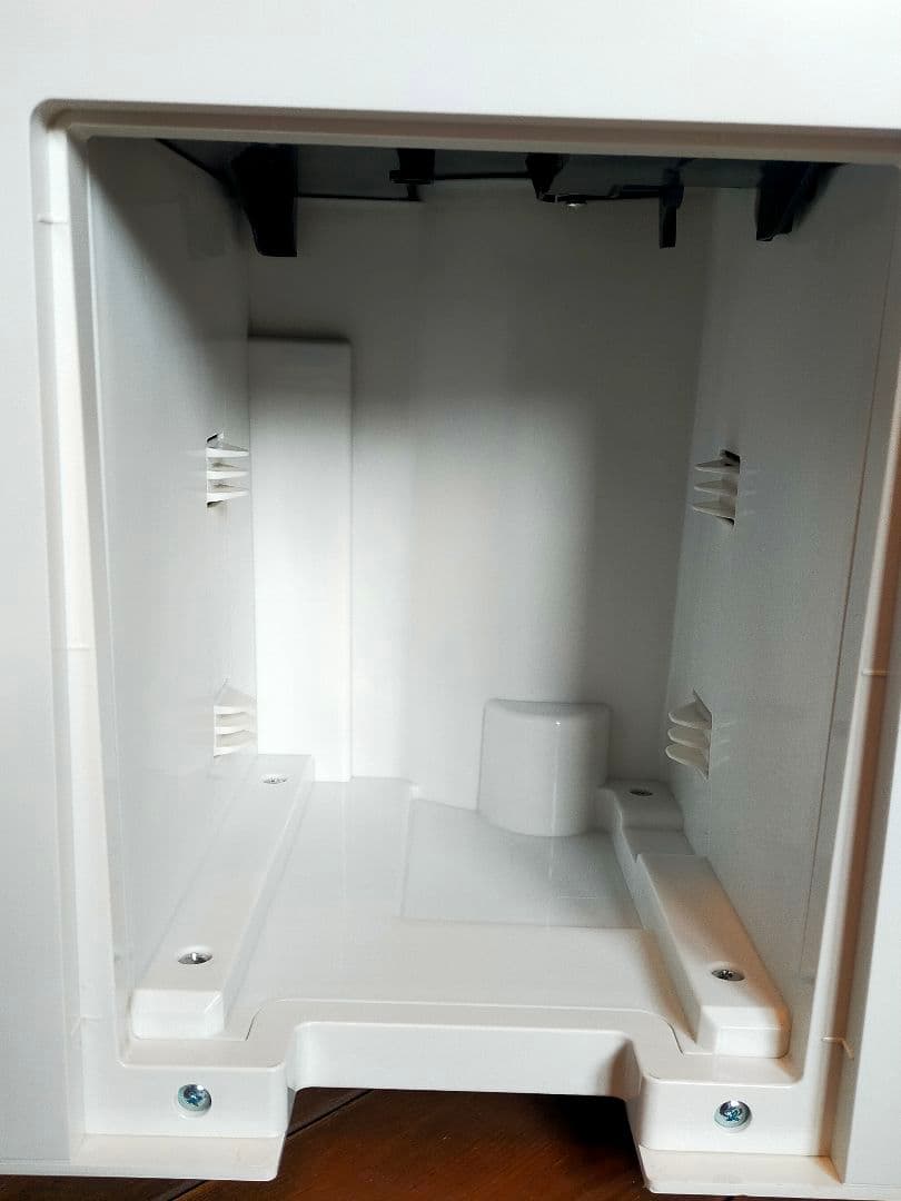 IRIS OHYAMA 空気清浄機能付き除湿機 KDCP-J16H W