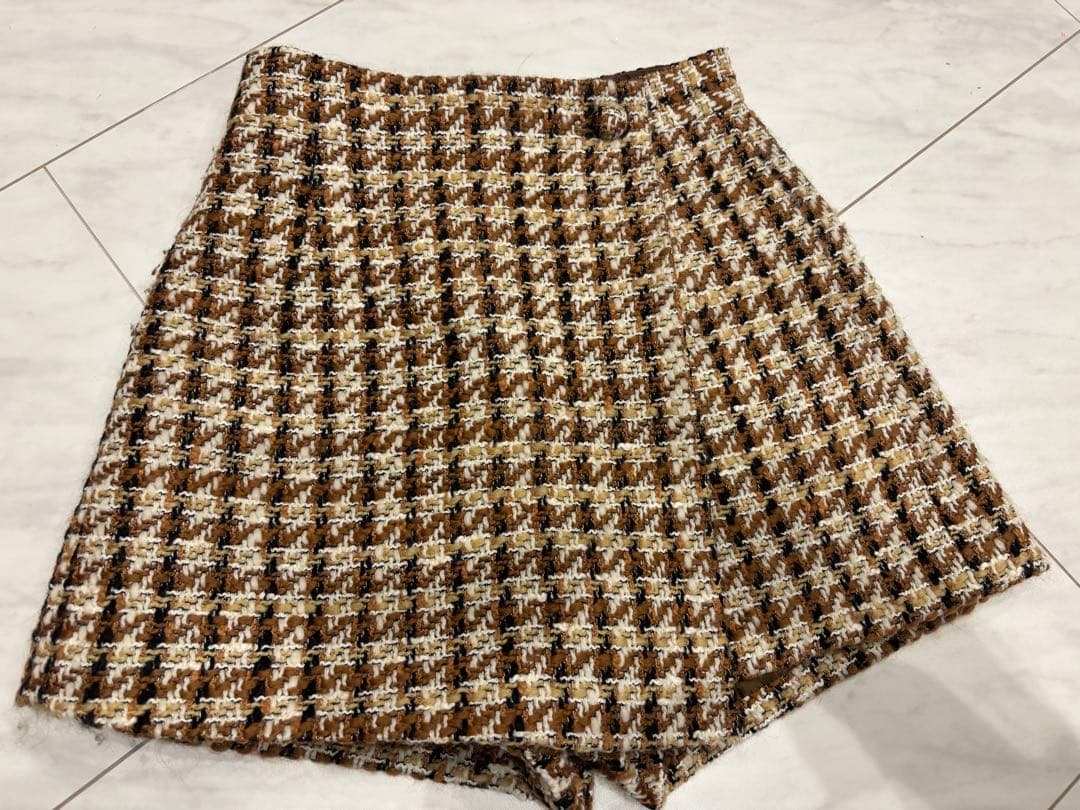 【新品未使用】シェリエ shellerツイード　スカート　キュロット秋冬ブラウン