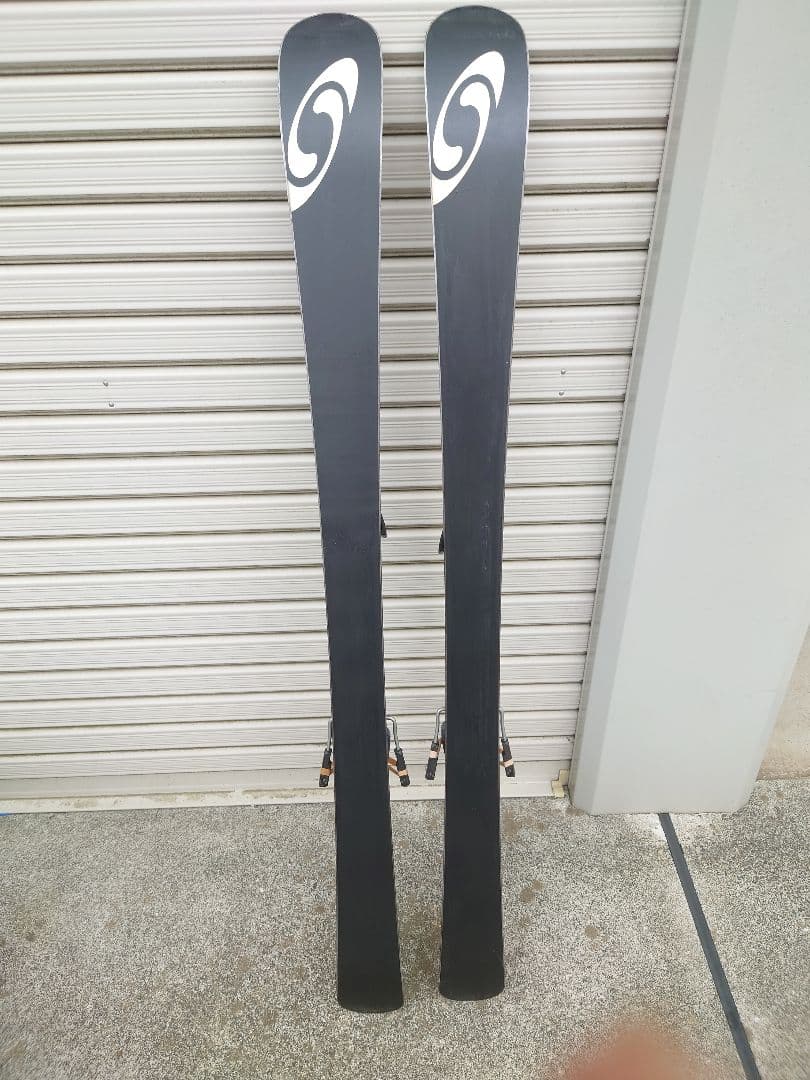 SALOMON SC7000　130 cm スキー板 可動式バインディング付き