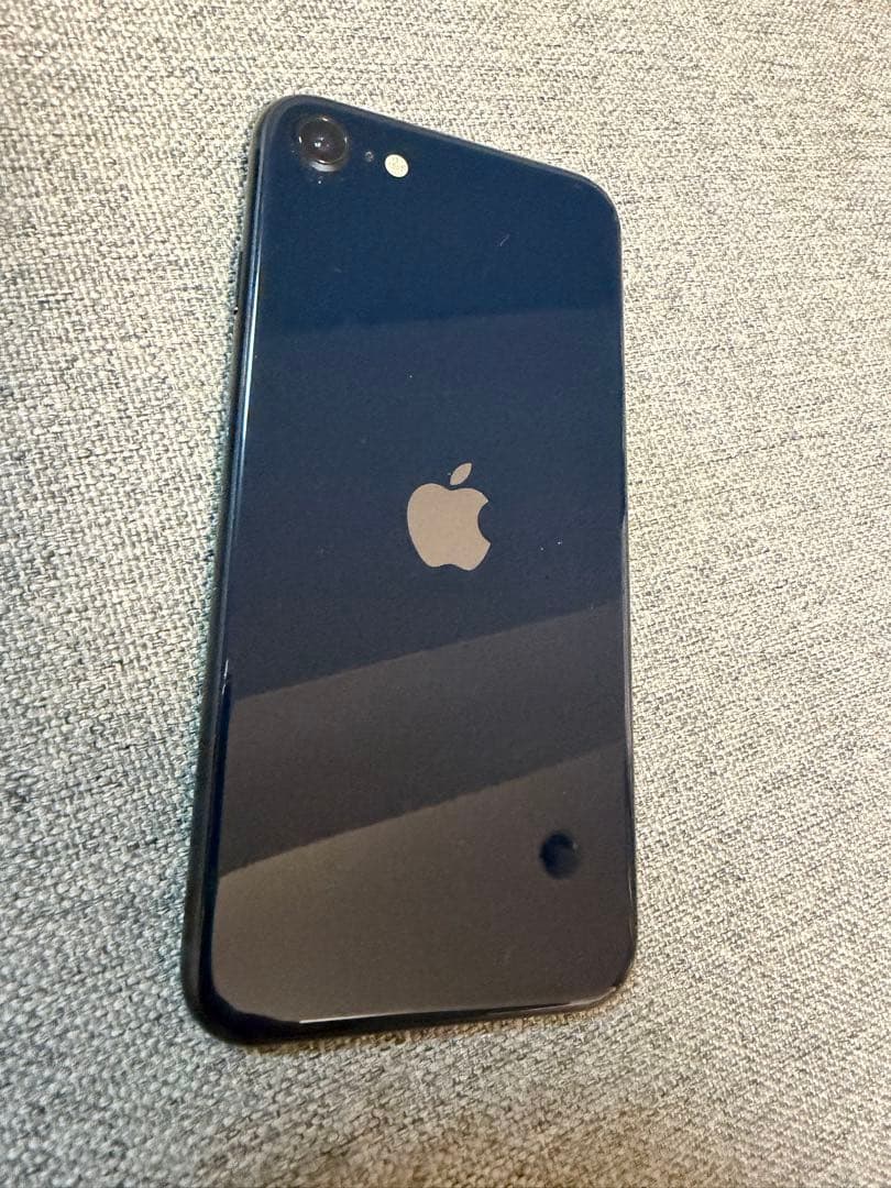 Apple iPhone SE3 本体 64GB