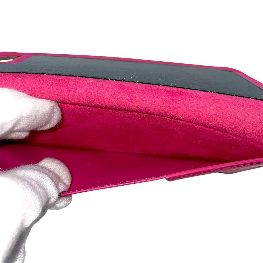 【極美品】ルイヴィトン iPhone 7Plus マヒナ スマホケース　ベージュ