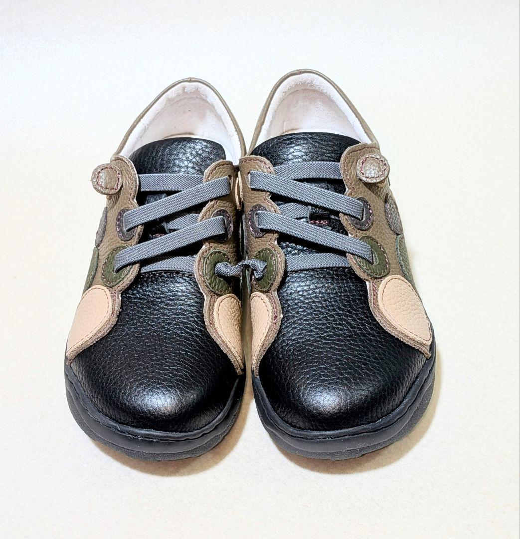 『新品・未使用』エスタシオン本革ドット柄スリッポンスニーカーSSサイズ