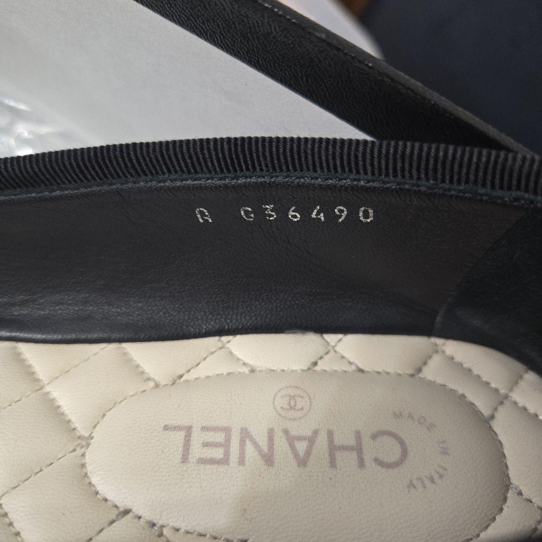 CHANEL フラットシューズ 37.5 ブラック・ホワイト