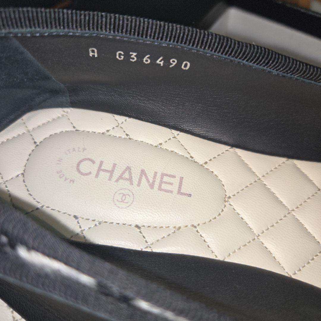 CHANEL フラットシューズ 37.5 ブラック・ホワイト