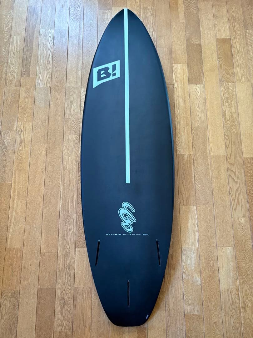 B! BUELLフルカーボンショートボード　新品！