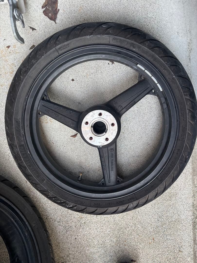 ゼファーχ純正ホイール