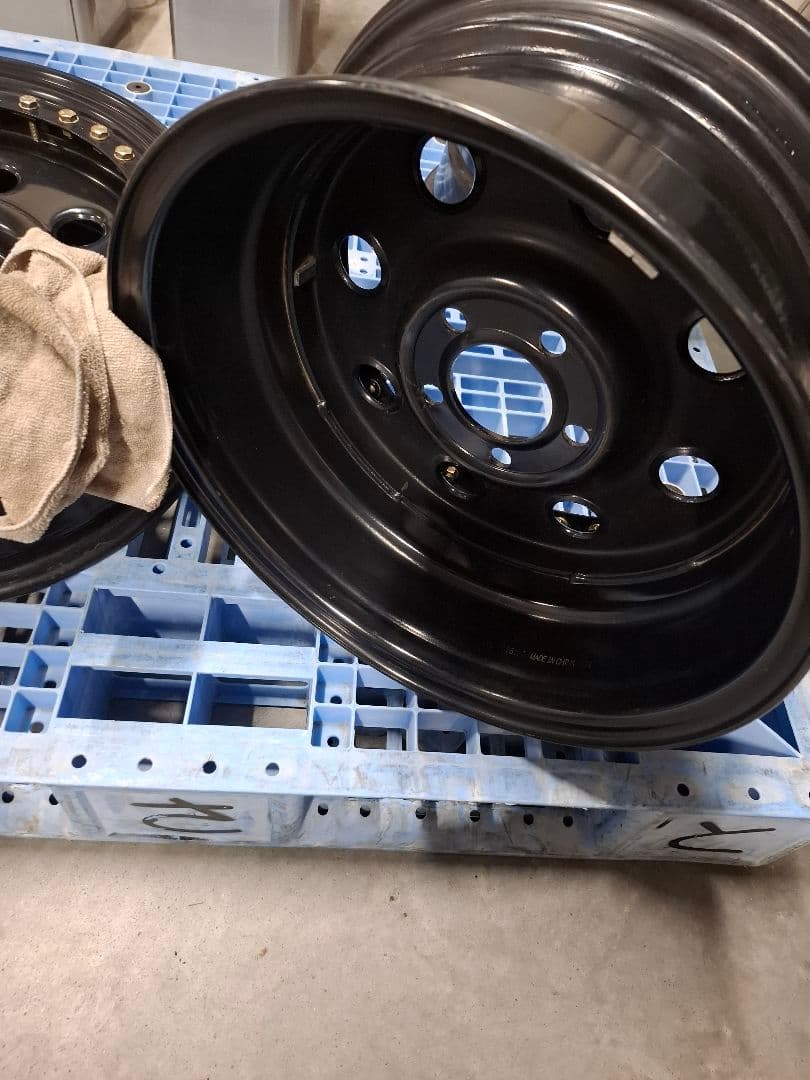 【89】　16インチ ホイール