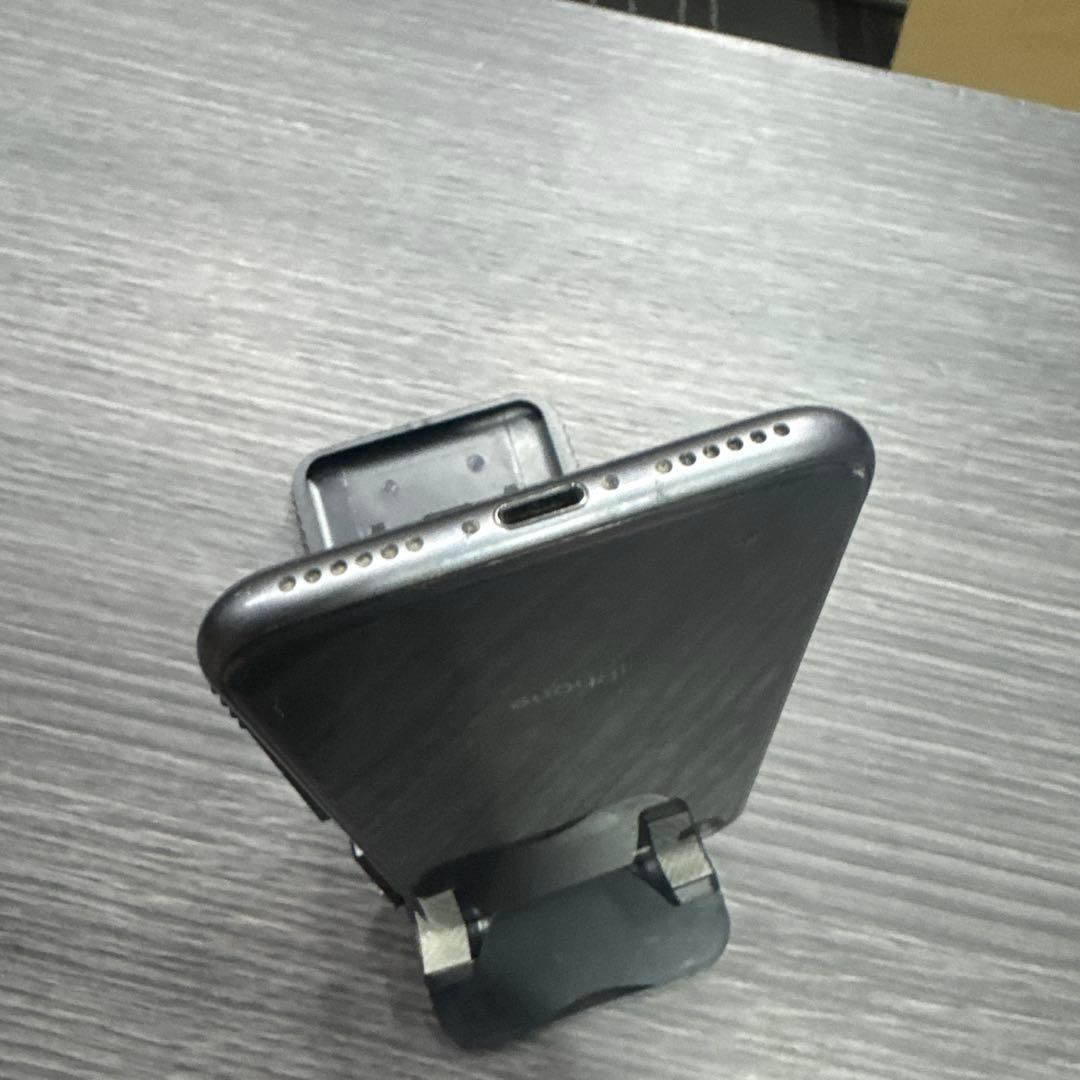 Apple iPhone 8 スペースグレー 本体64GB SIMフリー 333