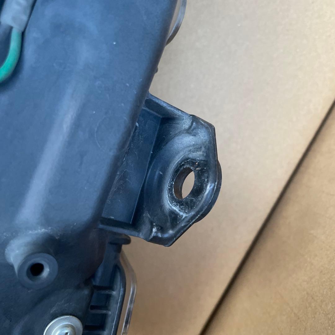 日野中型車 Fr左ヘッドライト