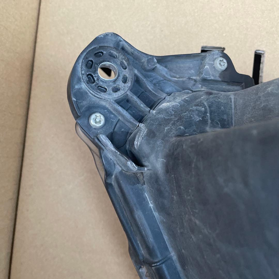 日野中型車 Fr左ヘッドライト