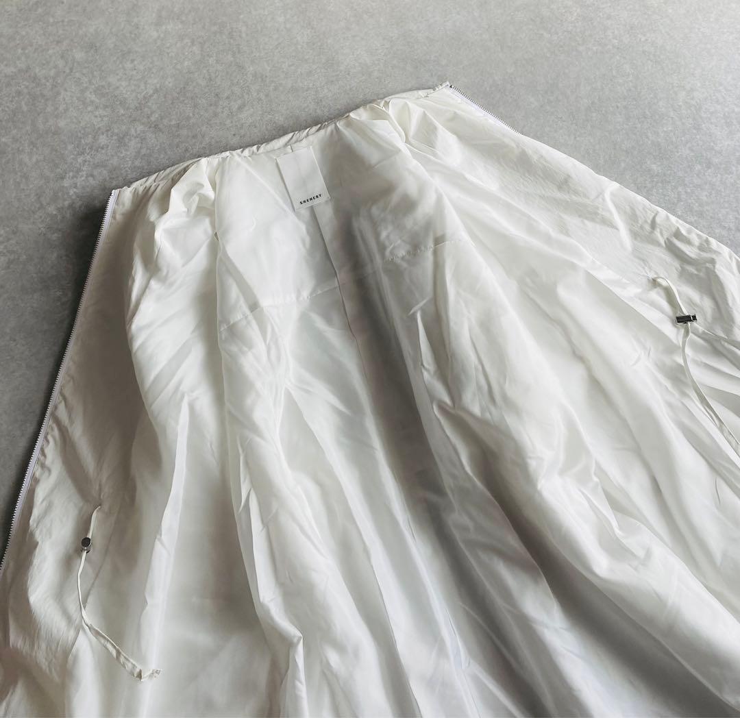 SHENERY ドロスト付き 中綿 ロングコート ホワイト 24AW