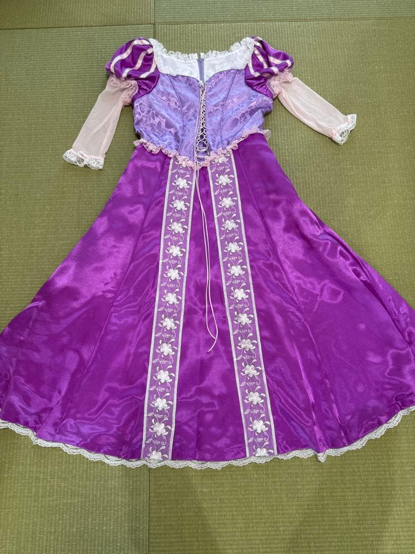 東京ディズニーリゾート　ビビデバビデブティック　ラプンツェル　ドレス　130