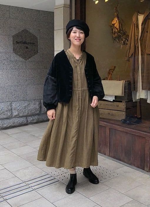 新品、タグ、替えボタン有り ネストローブ コットンベルベットサーバントジャケット