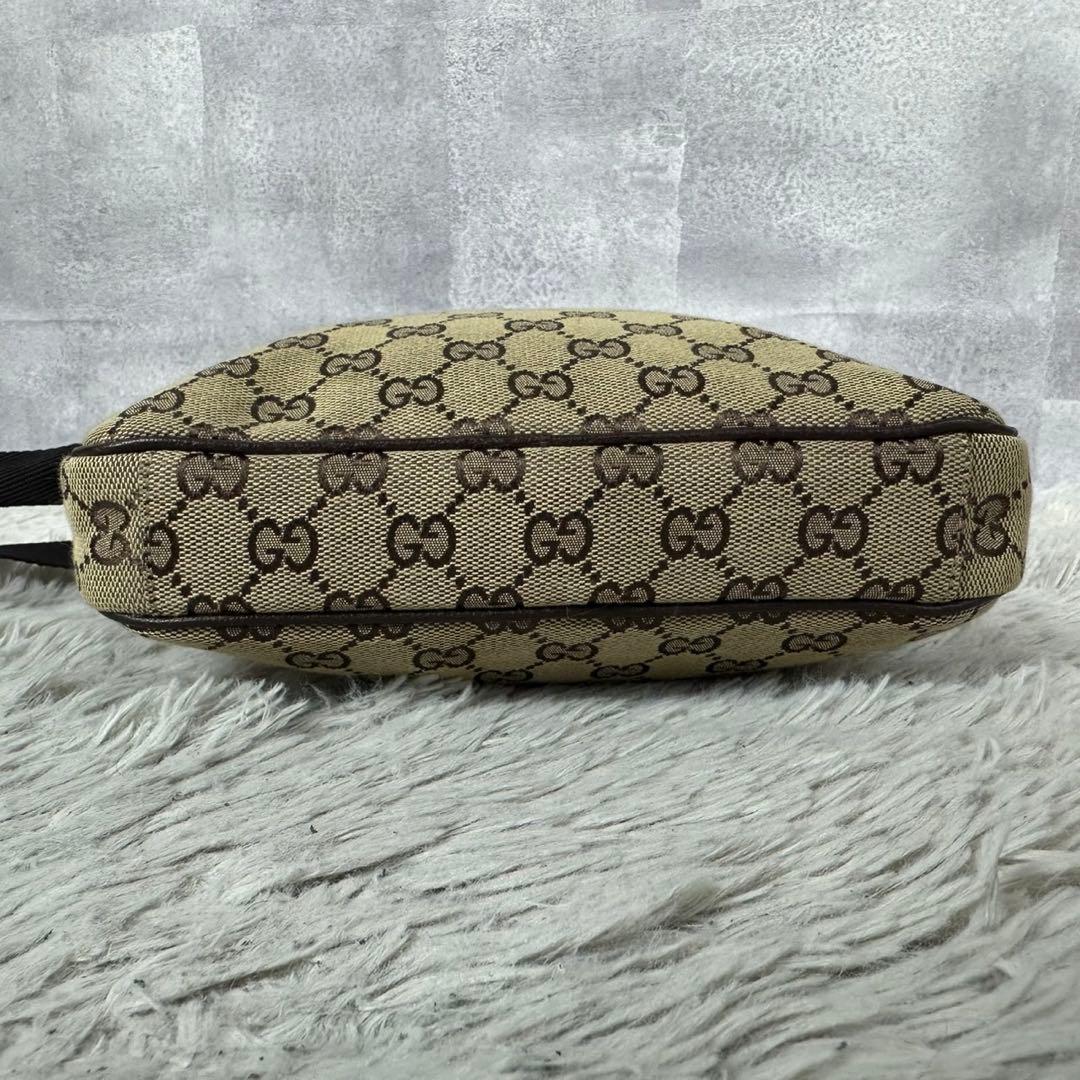 美品 グッチ キャンバス ショルダーバッグ GG柄 ロゴ型押し ファスナー 茶