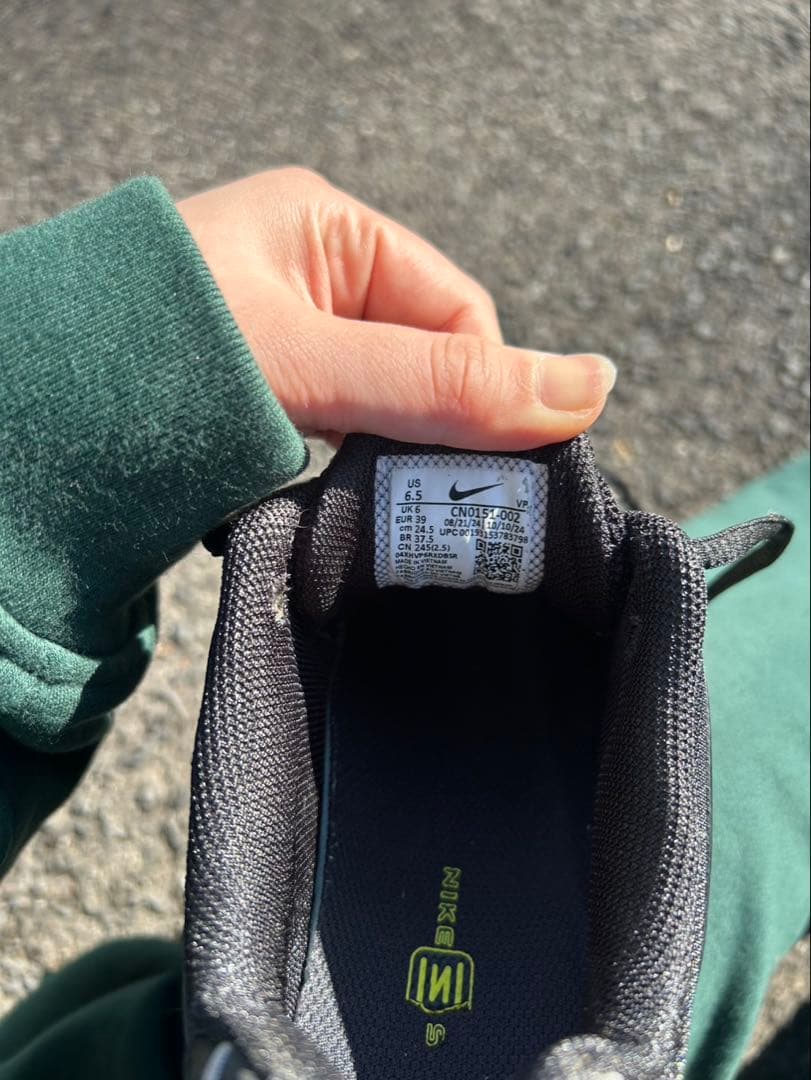 NIKE ショックス