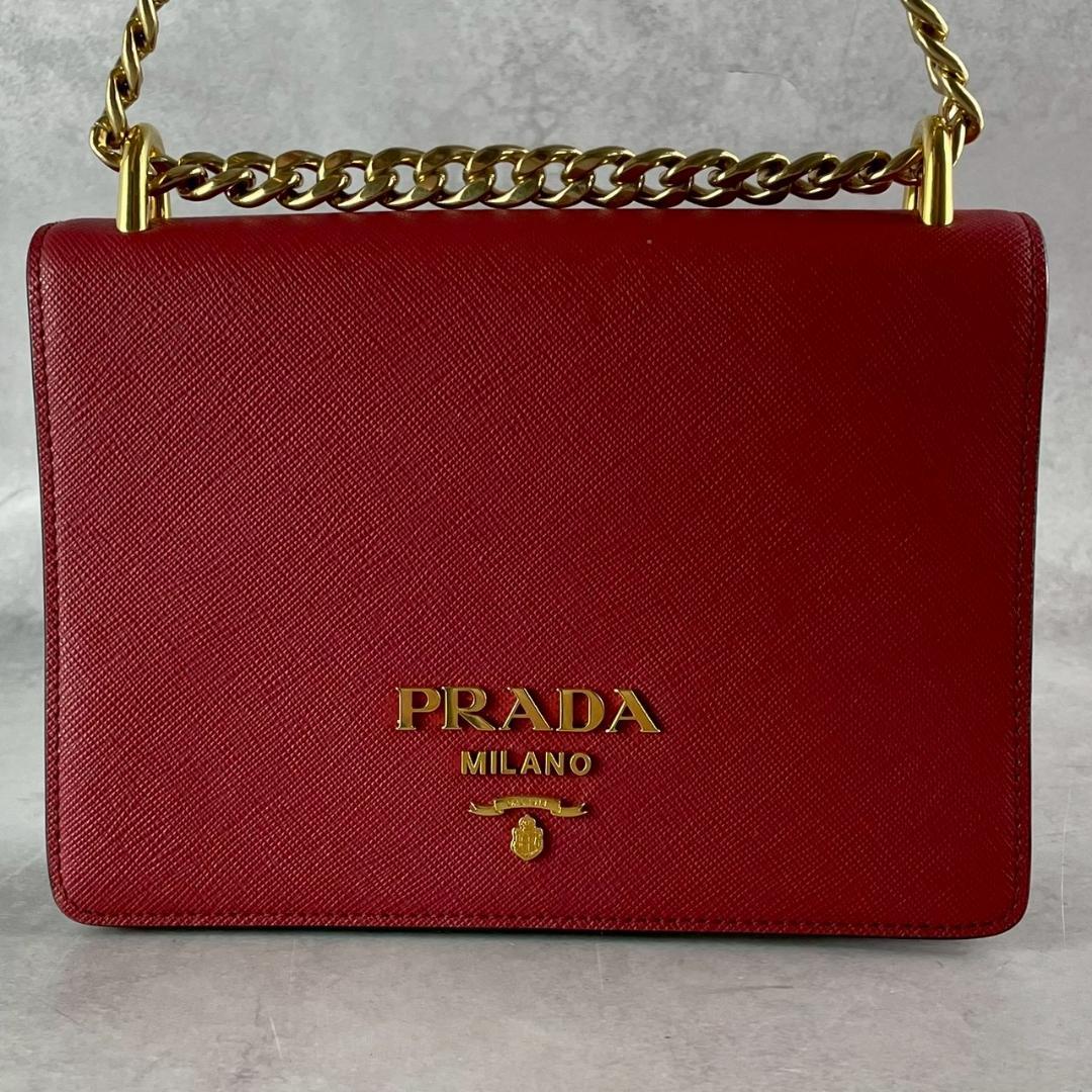 超希少美品⭐︎PRADA プラダ サフィアーノ 赤 レザー ショルダーバッグ
