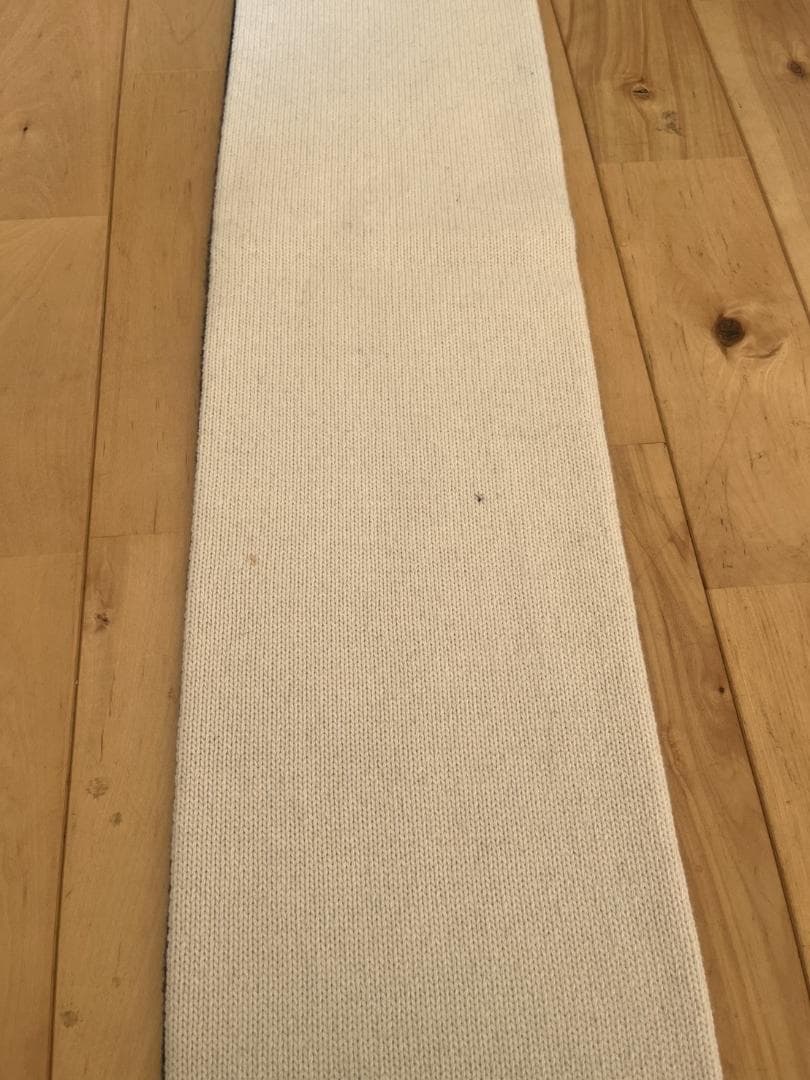 プラダ　ブラック&ホワイト　インターシャ リバーシブル　ロゴ　マフラー