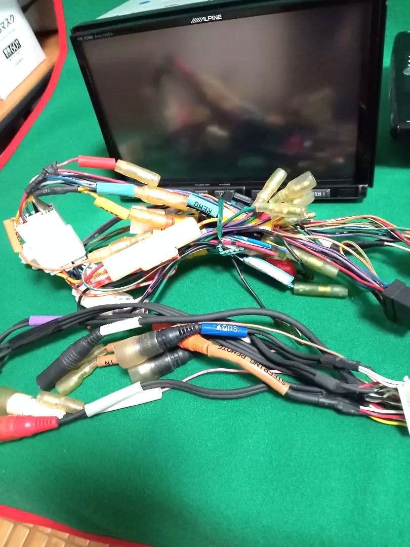 アルパイン8型ナビと9型モニター動作品セット（リヤカメラ付き）