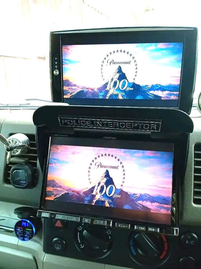 アルパイン8型ナビと9型モニター動作品セット（リヤカメラ付き）