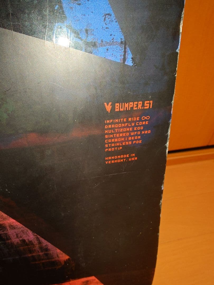 Bumper 51 スノーボード グラフィックデザイン 　148