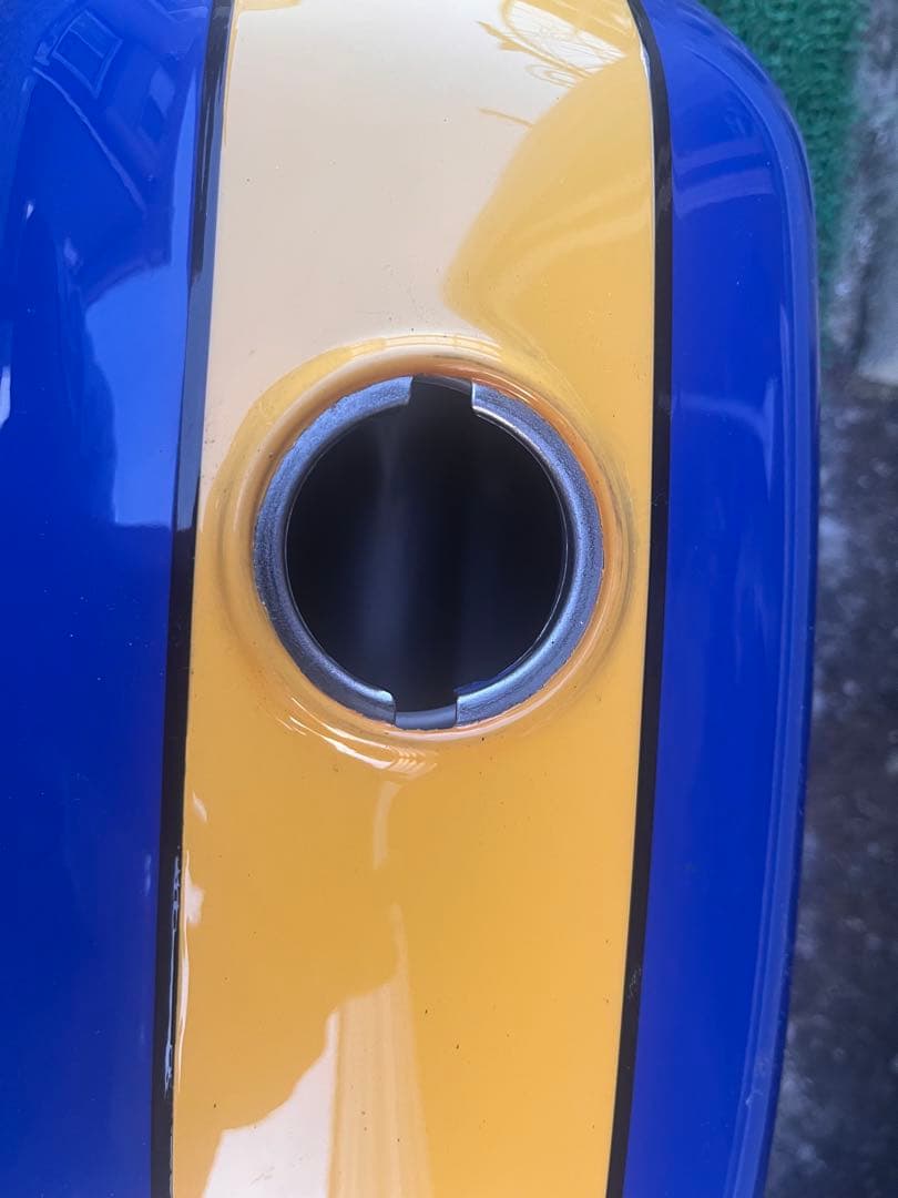 エイプ50 タンク サイドカバー