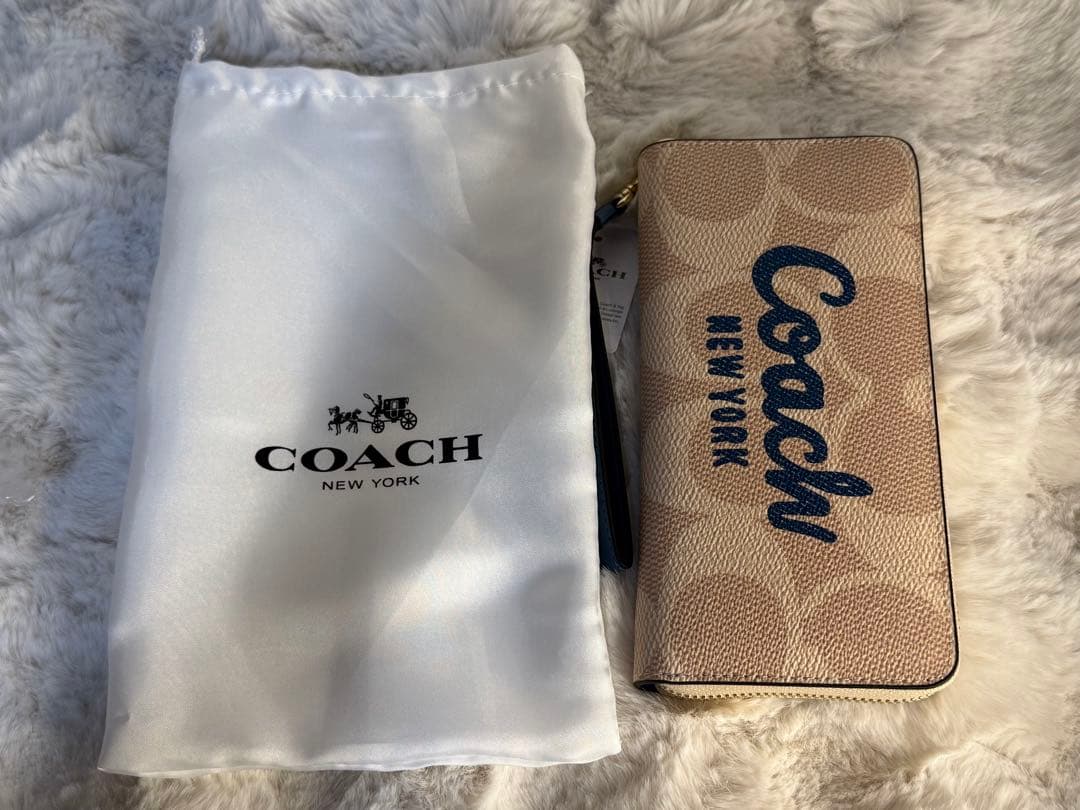 Coach ロゴ入り長財布 ベージュ/ブルー