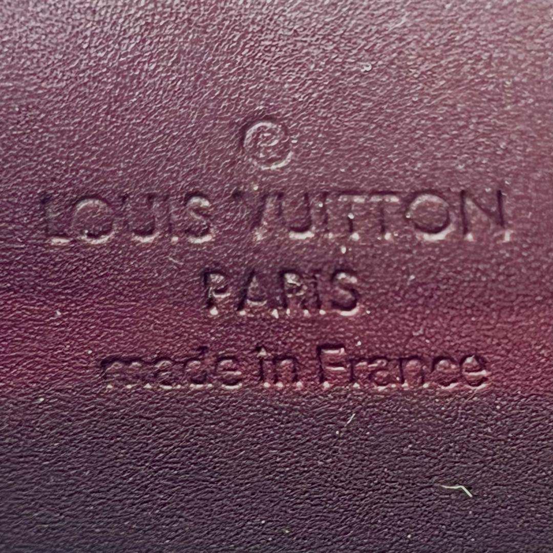 ルイヴィトン ヴェルニ ワイン ジッピーウォレット M93522