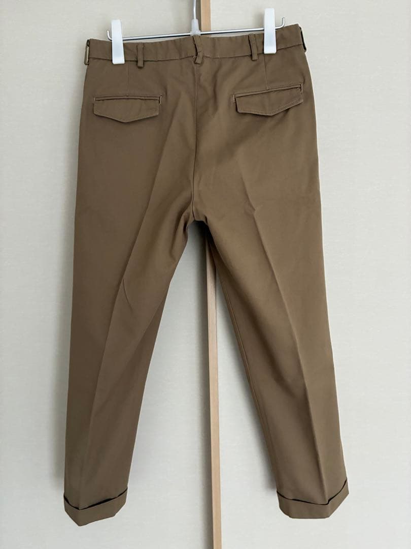 【着用1回】BEAMS PLUS別注 BARRY BRICKENチノパン［33］