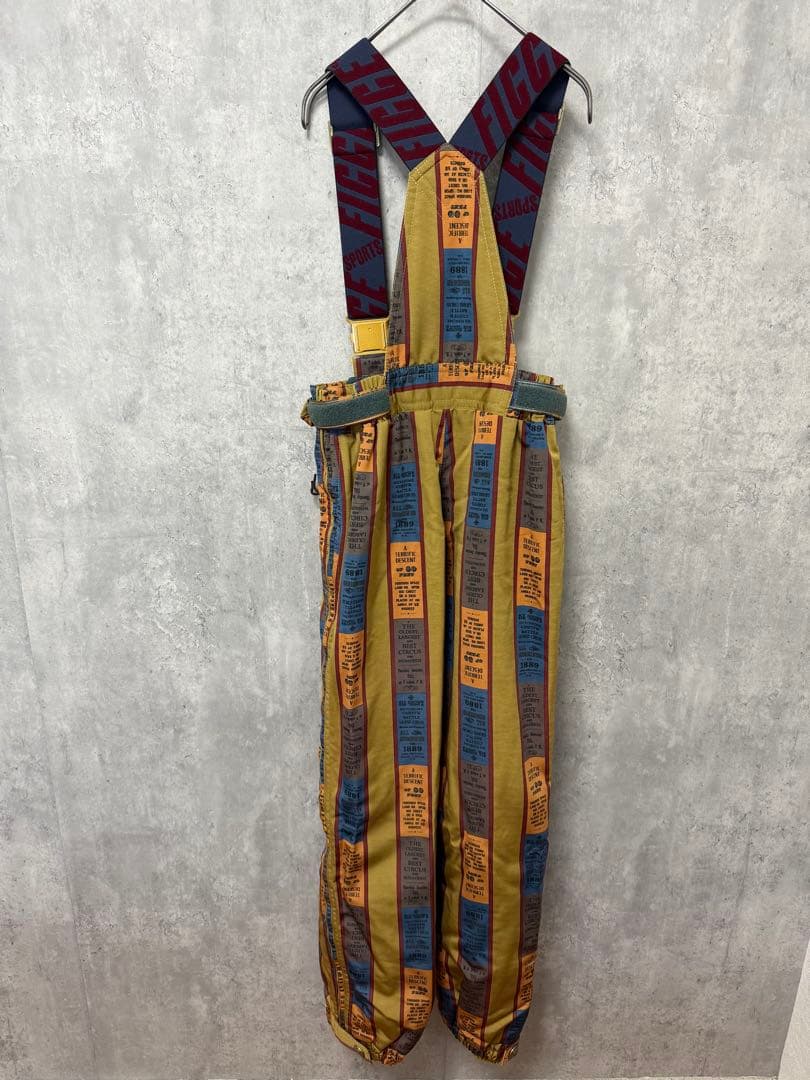 # FICCE フィッチェ　スキーウェア　パンツ　つなぎ　総柄　オシャレ