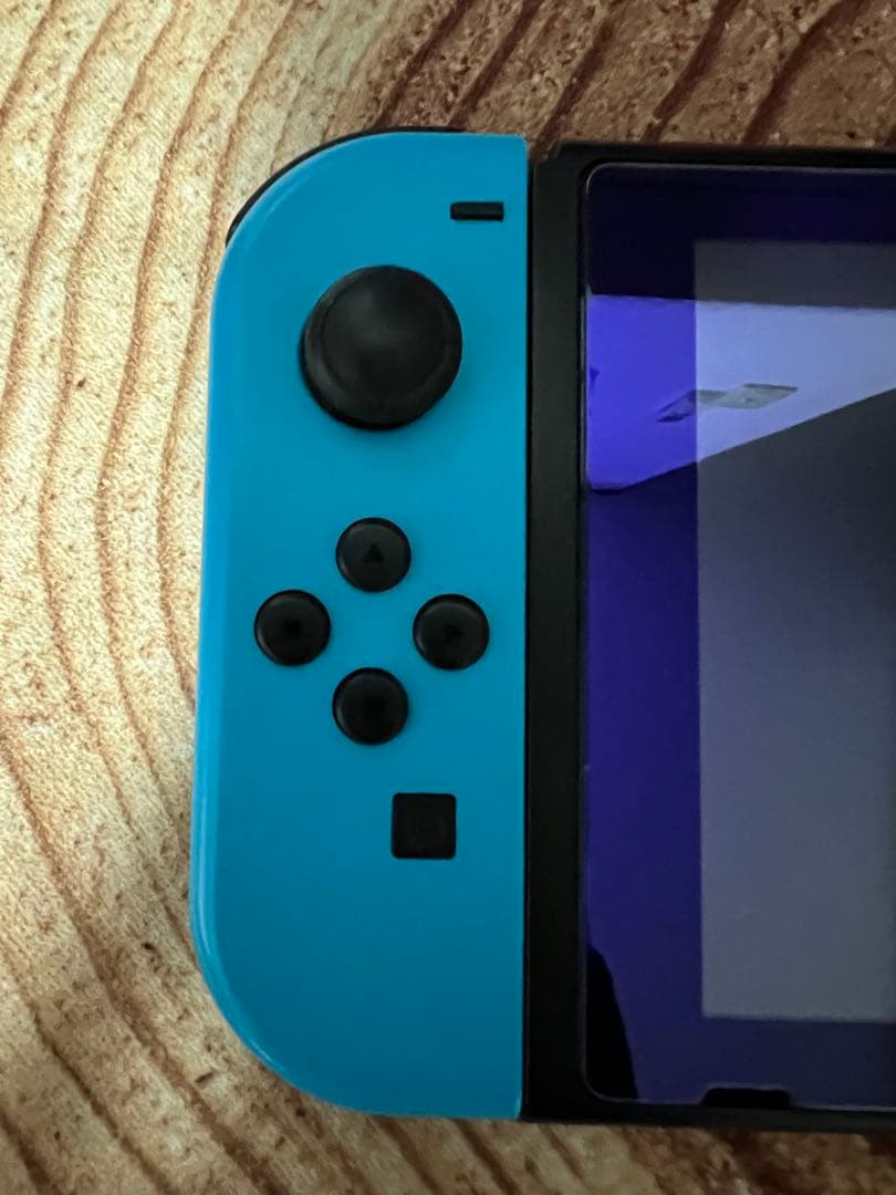 Nintendo Switch ニンテンドースイッチ本体　ネオン