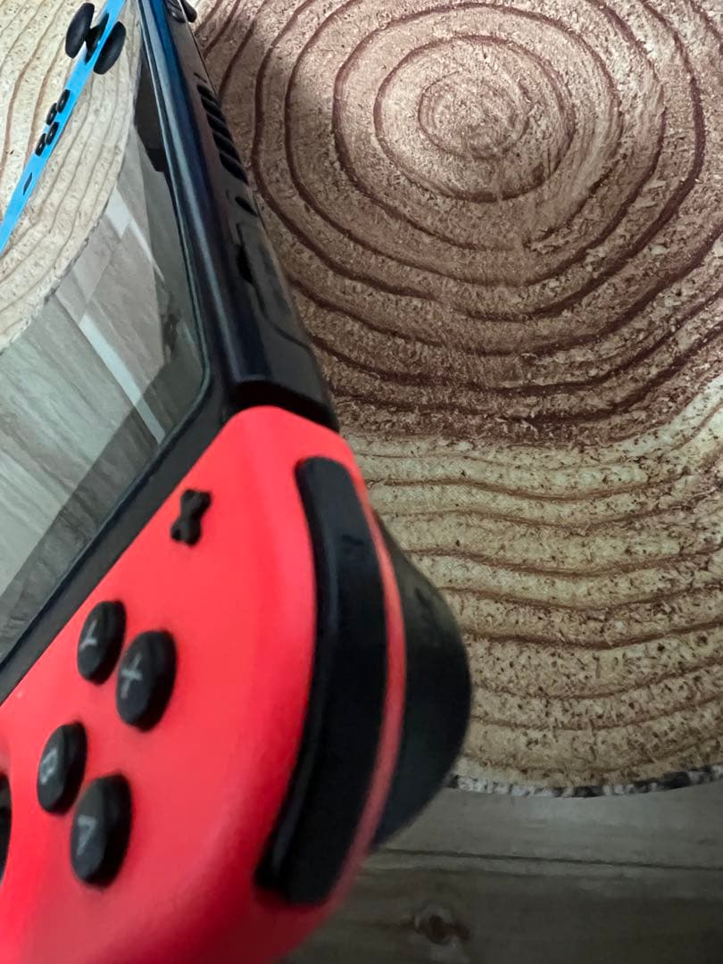 Nintendo Switch ニンテンドースイッチ本体　ネオン