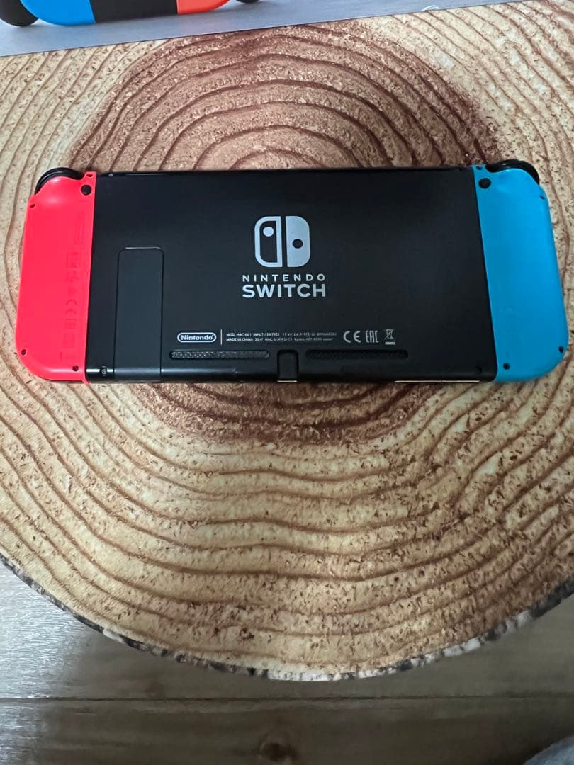 Nintendo Switch ニンテンドースイッチ本体　ネオン