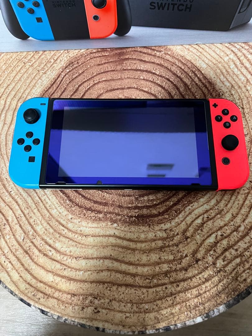 Nintendo Switch ニンテンドースイッチ本体　ネオン