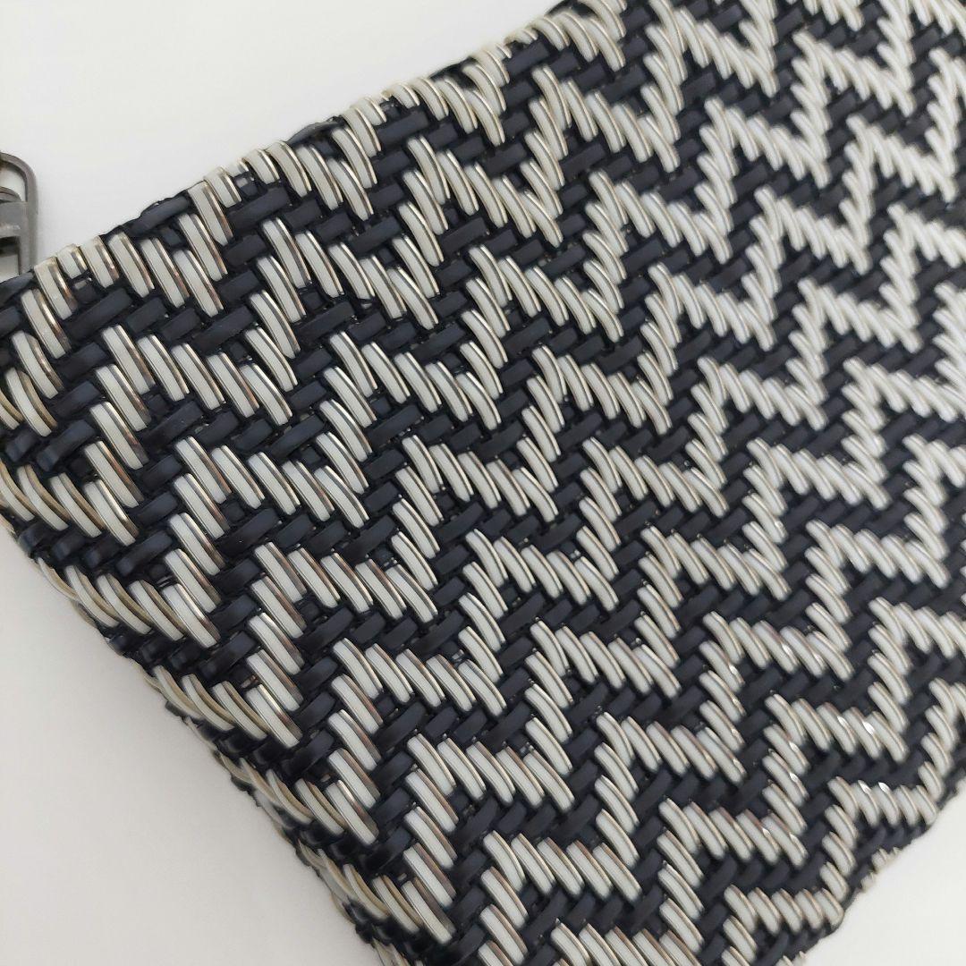 アンテプリマ レテコンワイヤー スモール ヘリンボーン バッグ