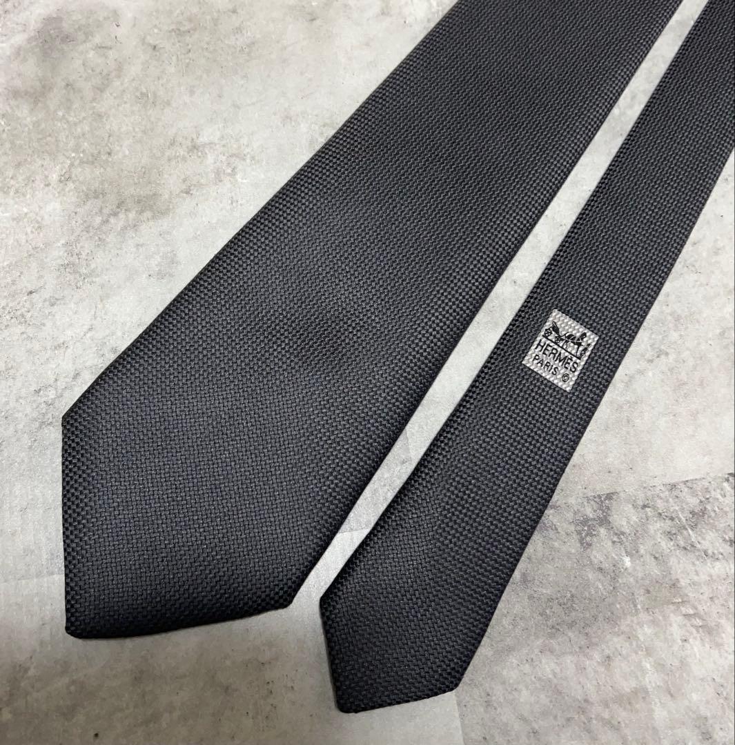 HERMES ネクタイ ハイブランド ソリッド ダークグレー 肉厚