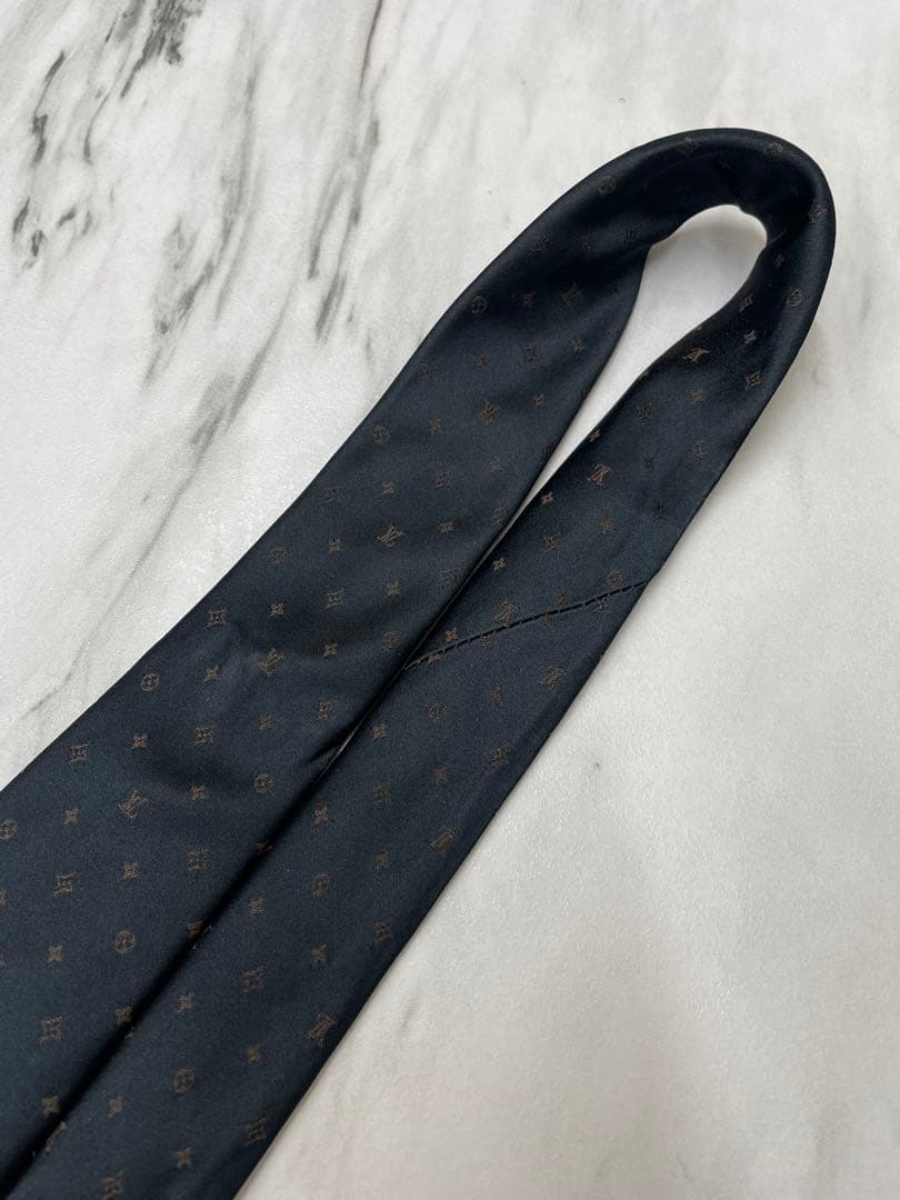 【極上美品】LOUIS VUITTON ルイヴィトン ネクタイ モノグラム柄