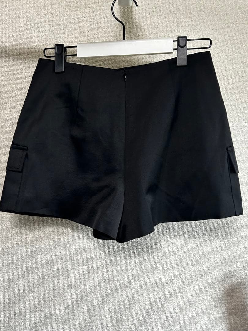 ✨即購入OK✨【新品】Hiand Cargo Satin Short pants