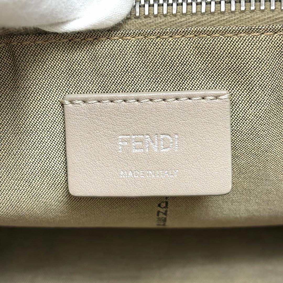 FENDI/フェンディ/バイザウェイ/グレージュ/ショルダーバッグ/8BL124