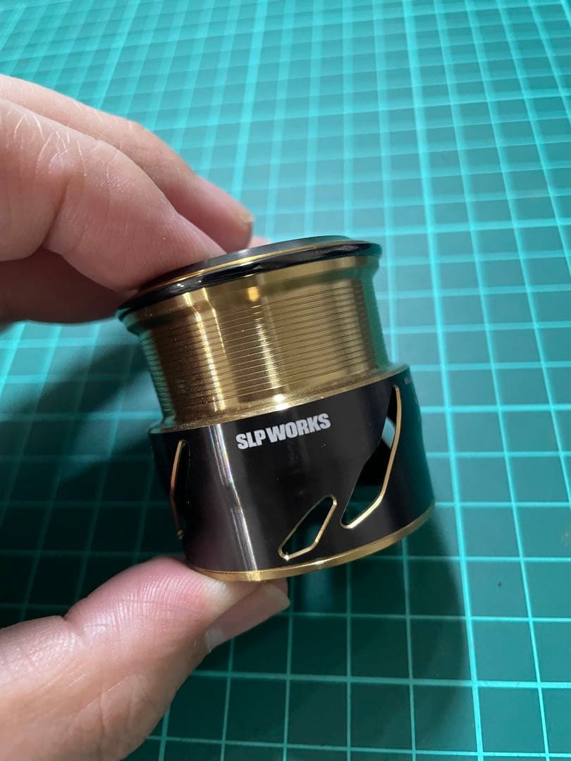 SLPW EX LTスプール2 2000SS 新品未使用☆ダイワ☆早い者勝ち☆